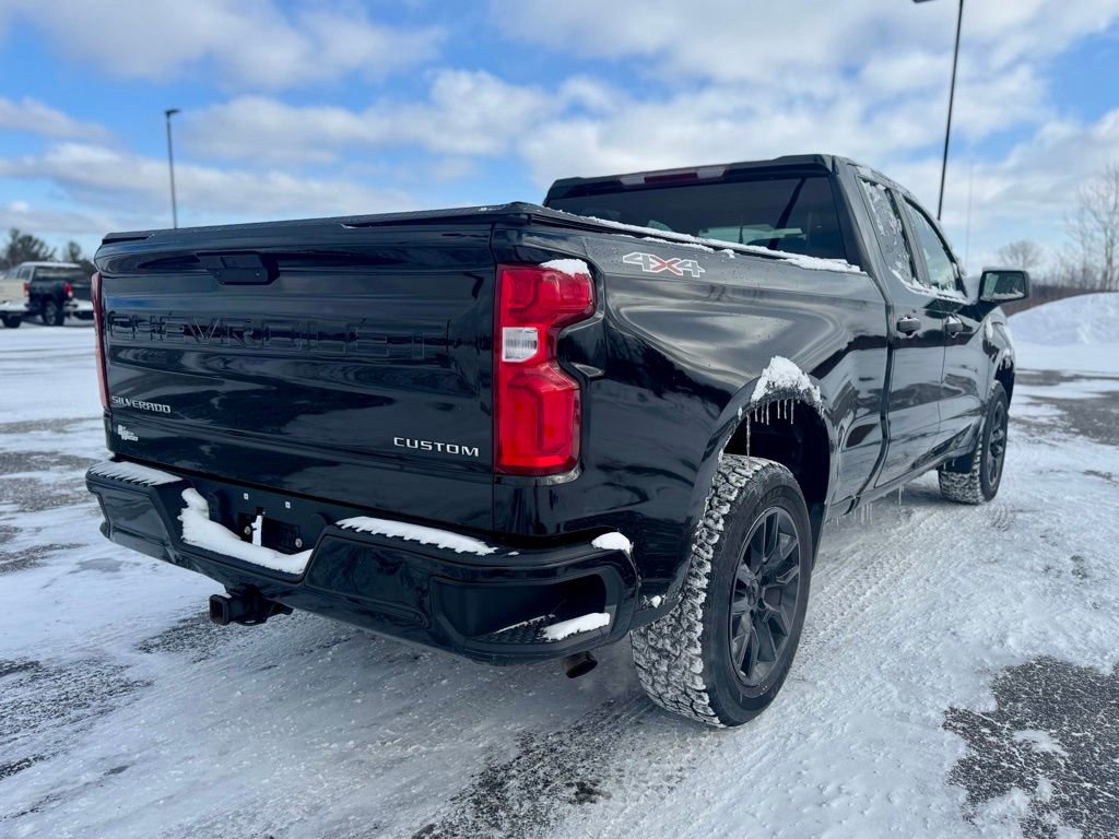 Used 2022 Chevrolet Silverado 1500 Custom image 7