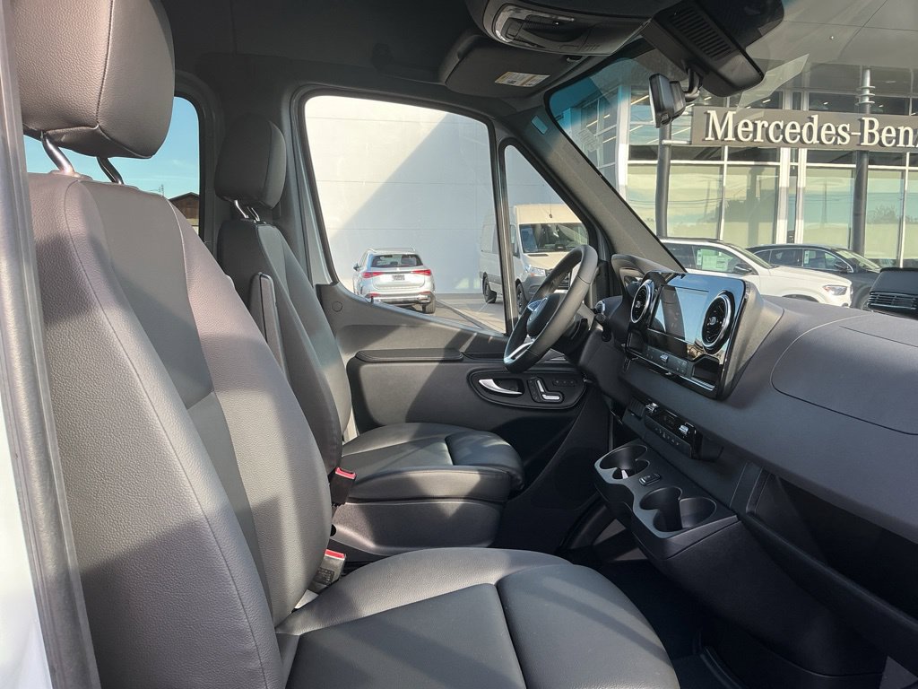 New 2026 Mercedes-Benz Sprinter 2500 image 17