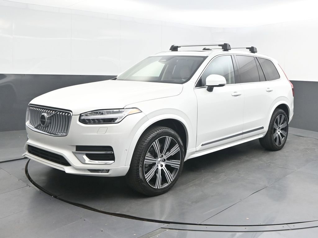 Certified 2024 Volvo XC90 B6 Ultimate w/ Lounge Package image 1