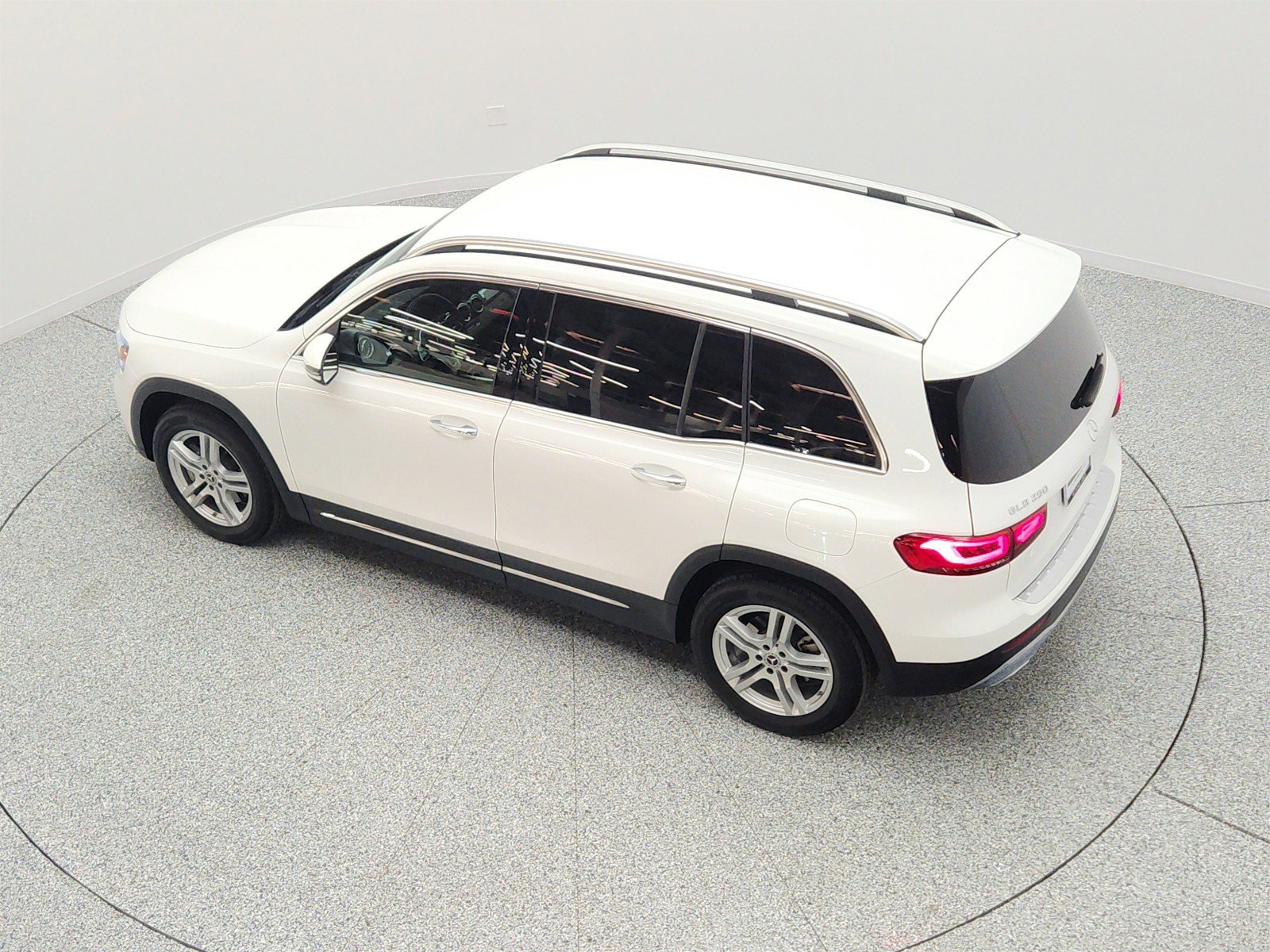 Used 2023 Mercedes-Benz GLB 250 image 29