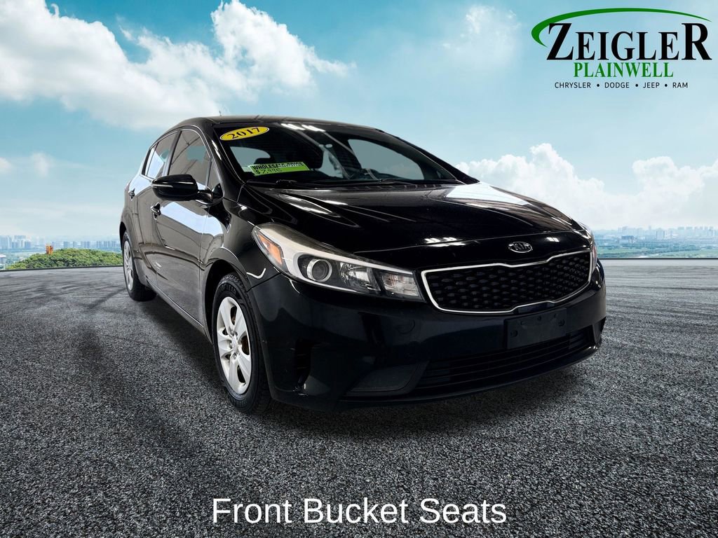 Used 2017 Kia Forte LX FWD image 8