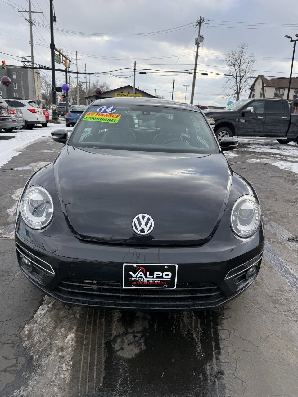 Used 2014 Volkswagen Beetle TDI image 2