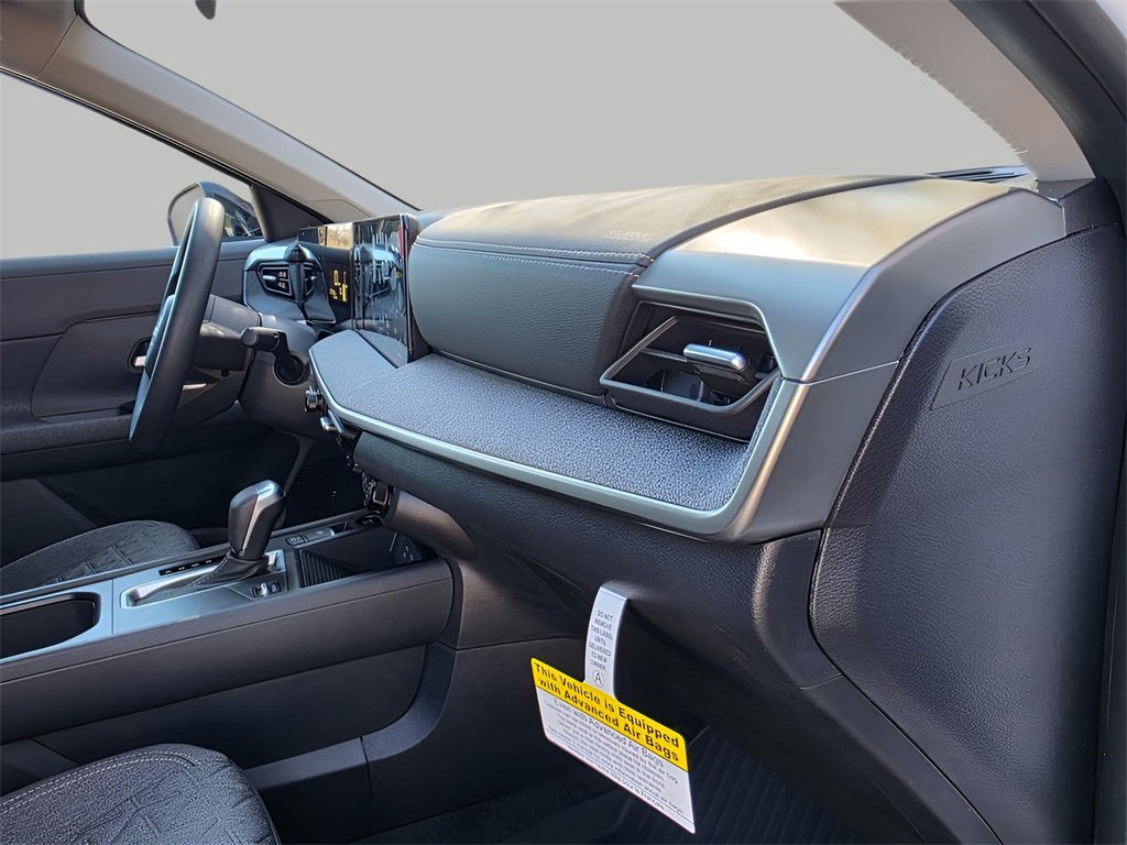 New 2026 Nissan Kicks SV image 13