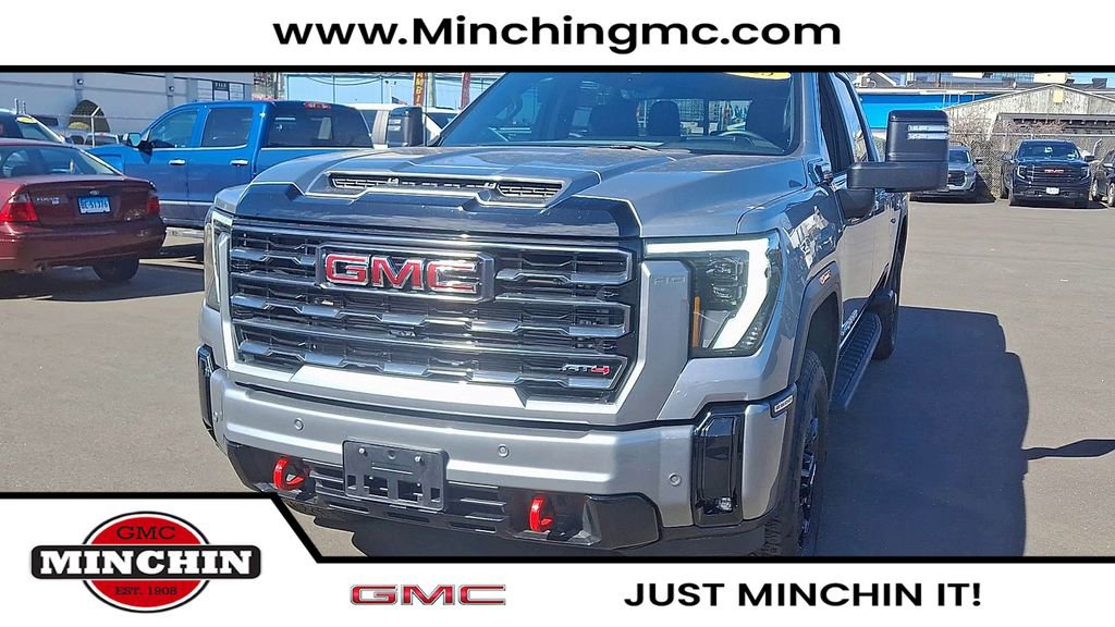Used 2025 GMC Sierra 2500 AT4 w/ AT4 Premium Plus Package image 4