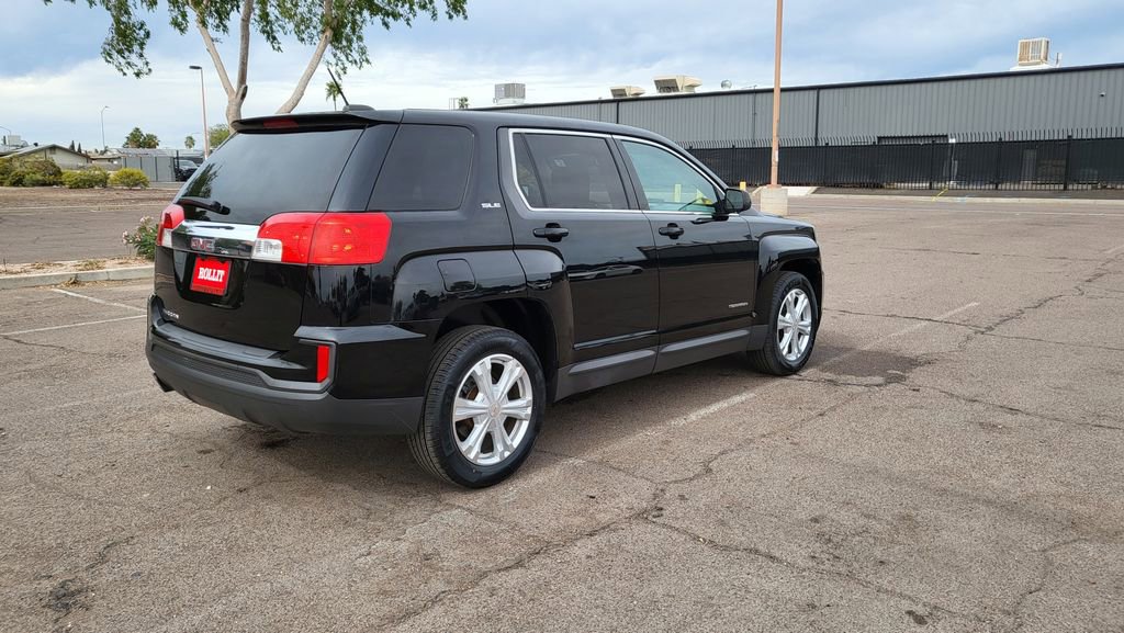 Used 2017 GMC Terrain SLE image 9