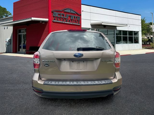 Used 2015 Subaru Forester 2.5i Premium w/ Popular Package #2 AWD/4WD image 3