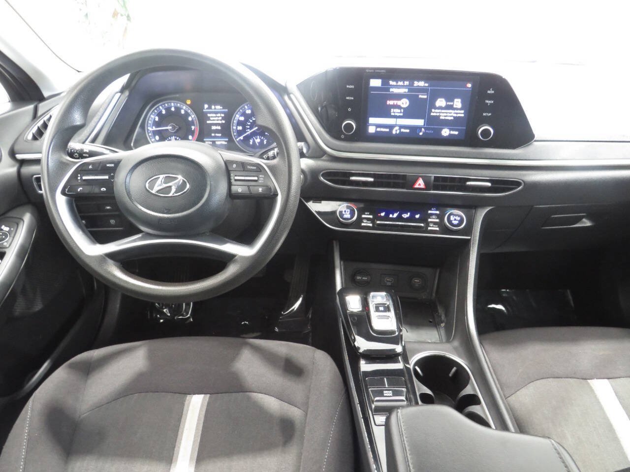 Used 2021 Hyundai Sonata SEL FWD image 10