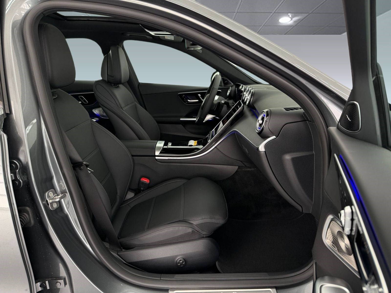 New 2026 Mercedes-Benz C 300 4MATIC Sedan image 21