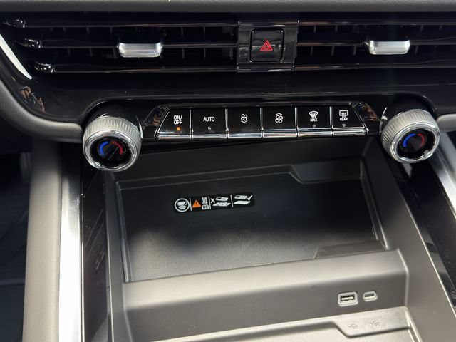 New 2026 Chevrolet Tahoe Z71 w/ Z71 Off-Road Package AWD/4WD image 15