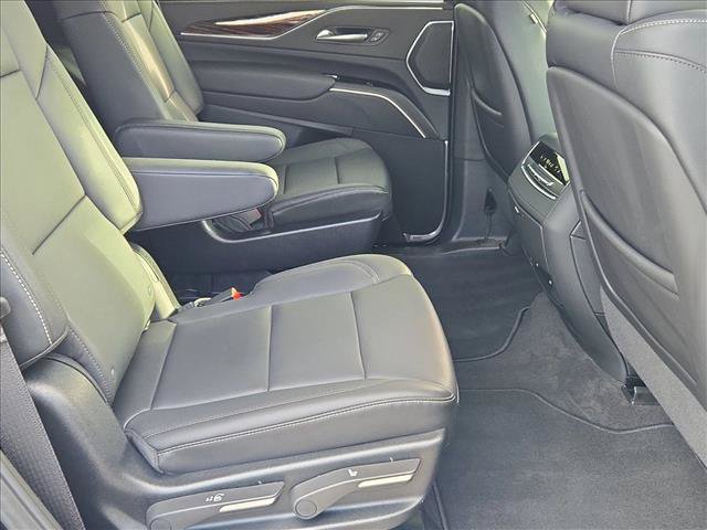 Used 2024 Cadillac Escalade Luxury RWD image 20