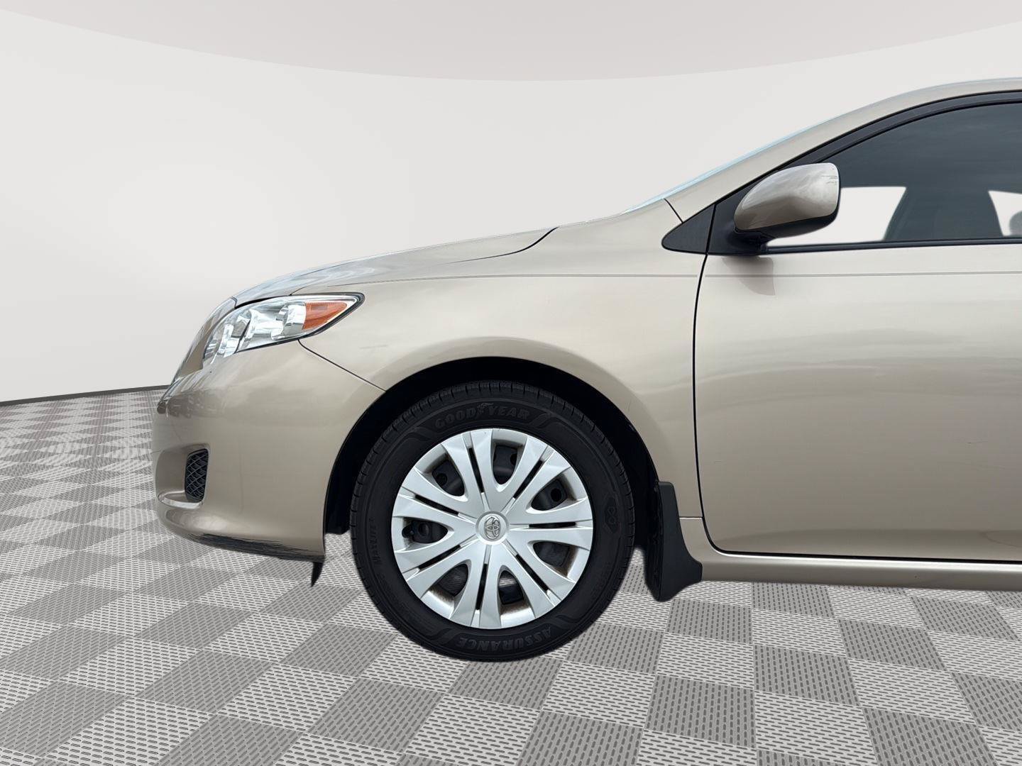 Used 2009 Toyota Corolla FWD image 9