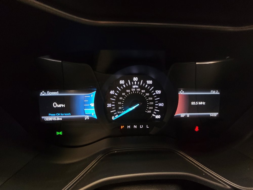 Used 2020 Ford Fusion SE FWD image 23