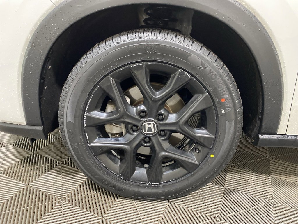 Used 2023 Honda HR-V Sport image 9