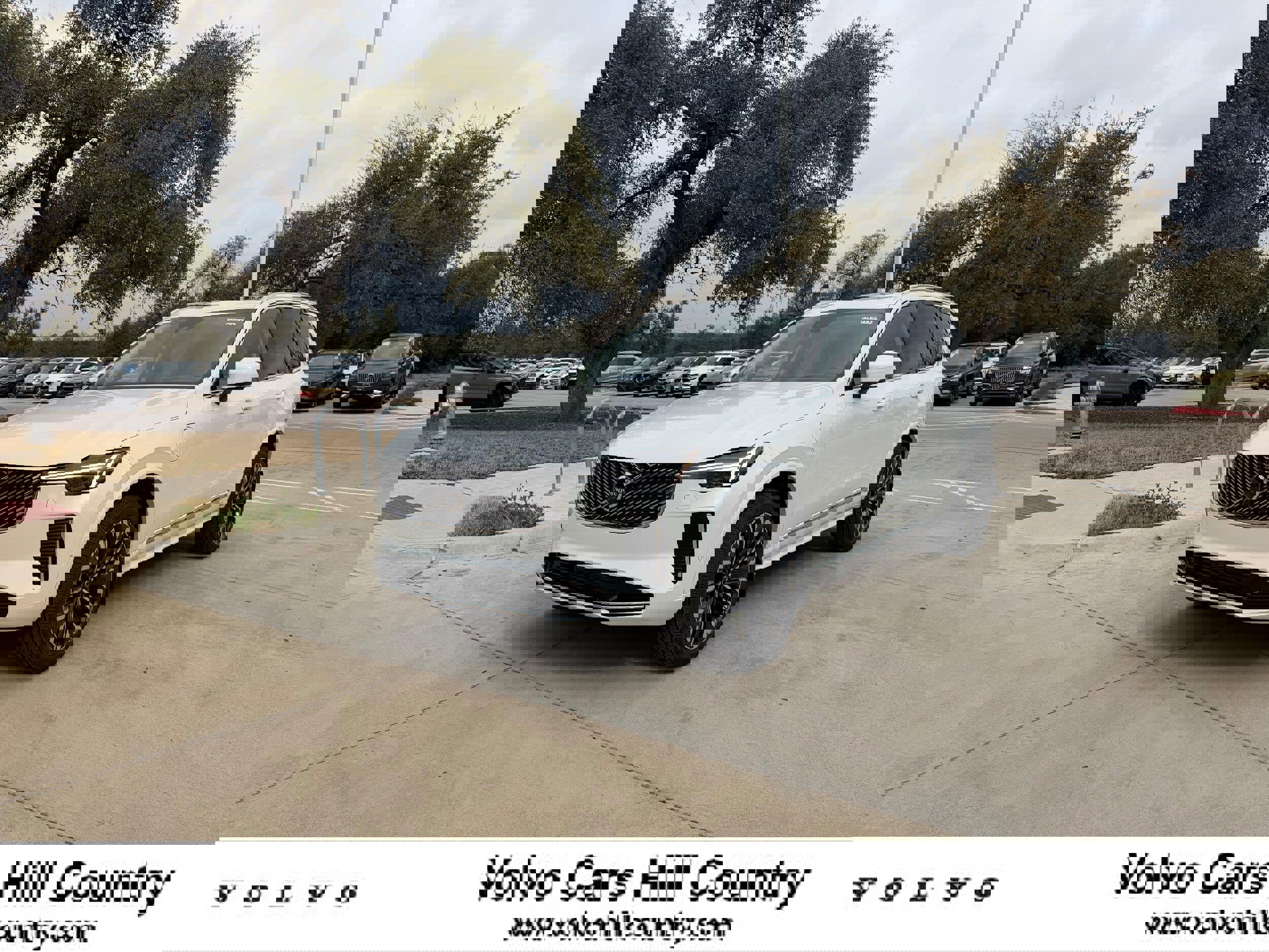New 2026 Volvo XC90 T8 Ultra w/ Lounge Package image 1