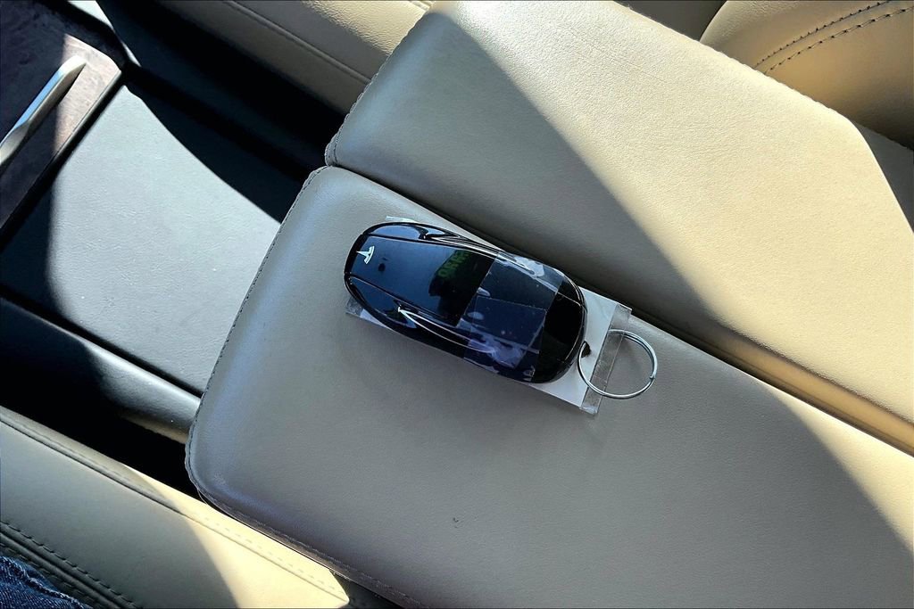 Used 2017 Tesla Model S 100D image 11