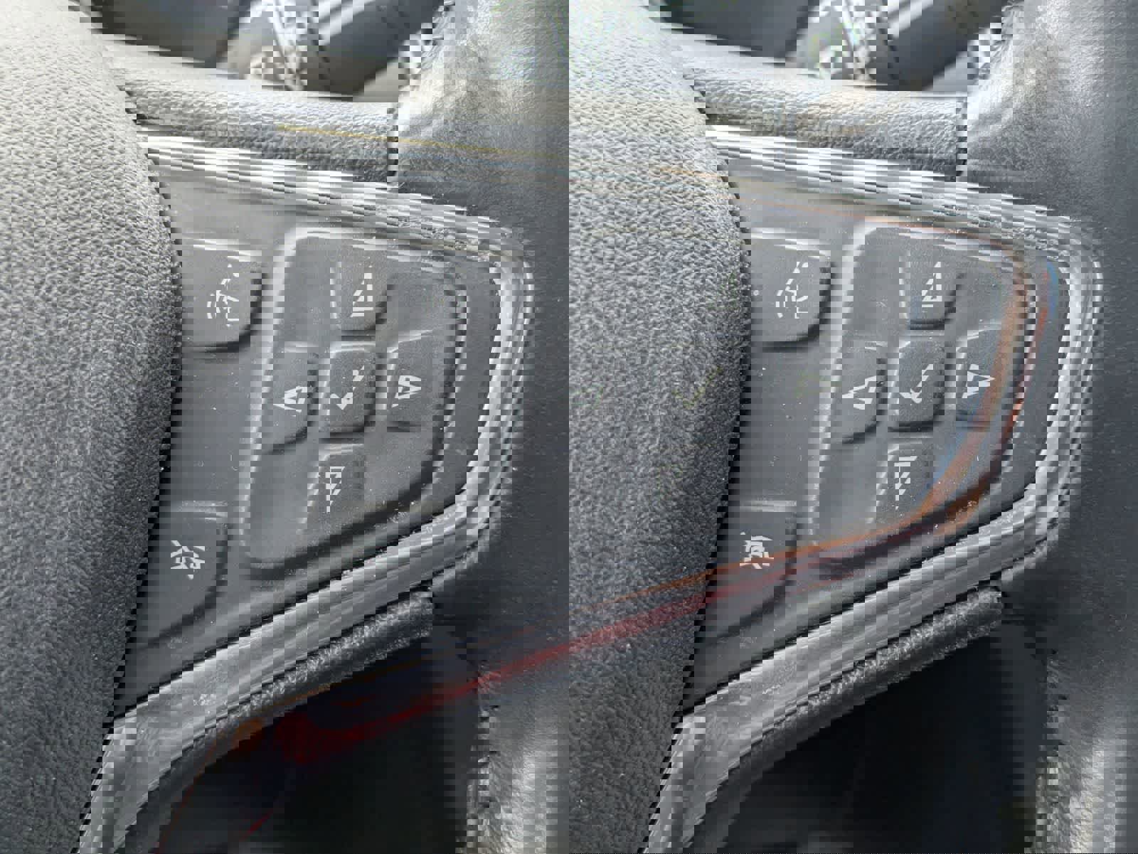 Used 2019 Chevrolet Equinox Premier FWD image 9