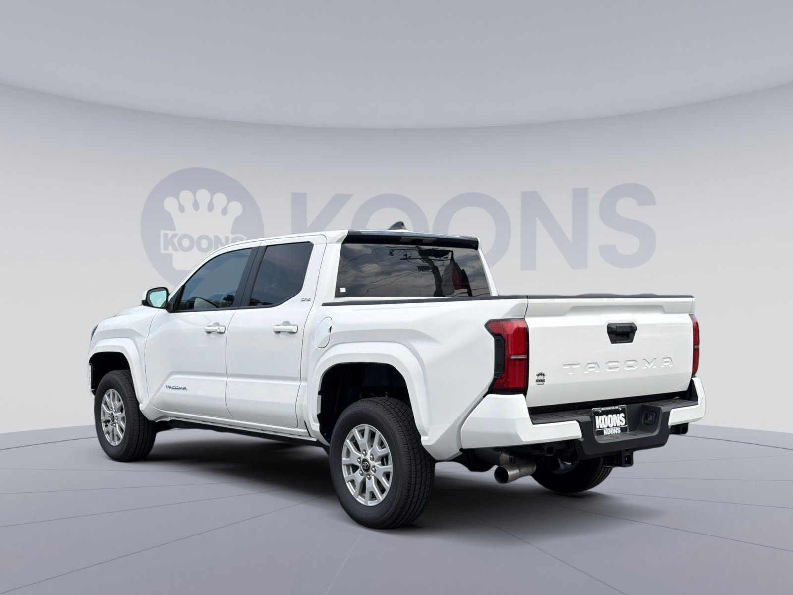 New 2026 Toyota Tacoma SR5 RWD image 2