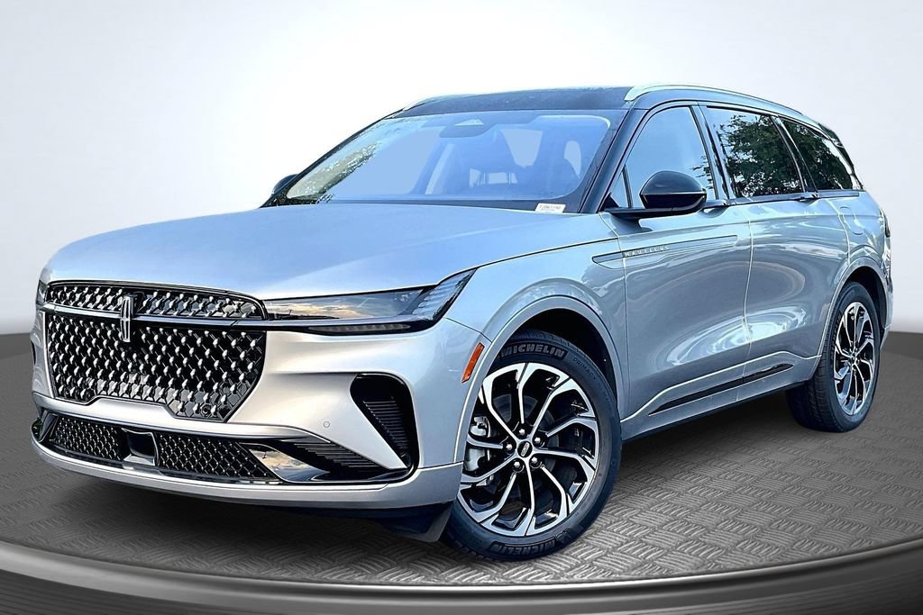 New 2026 Lincoln Nautilus Reserve AWD/4WD image 2