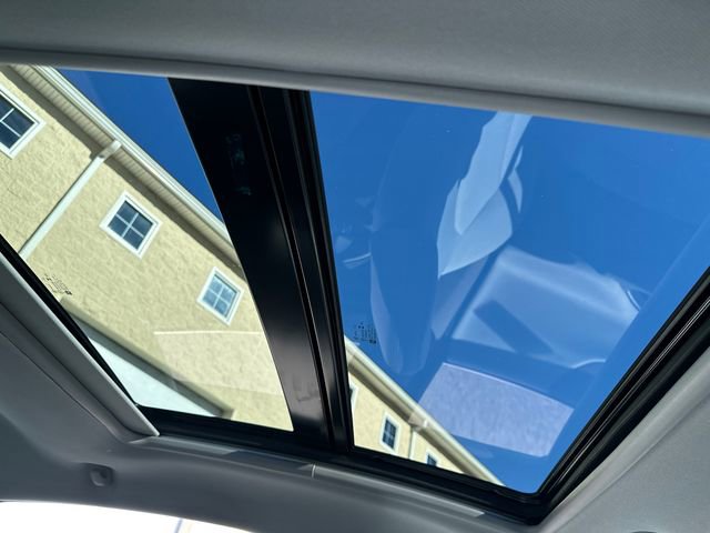 Used 2023 Chevrolet Malibu LT image 18