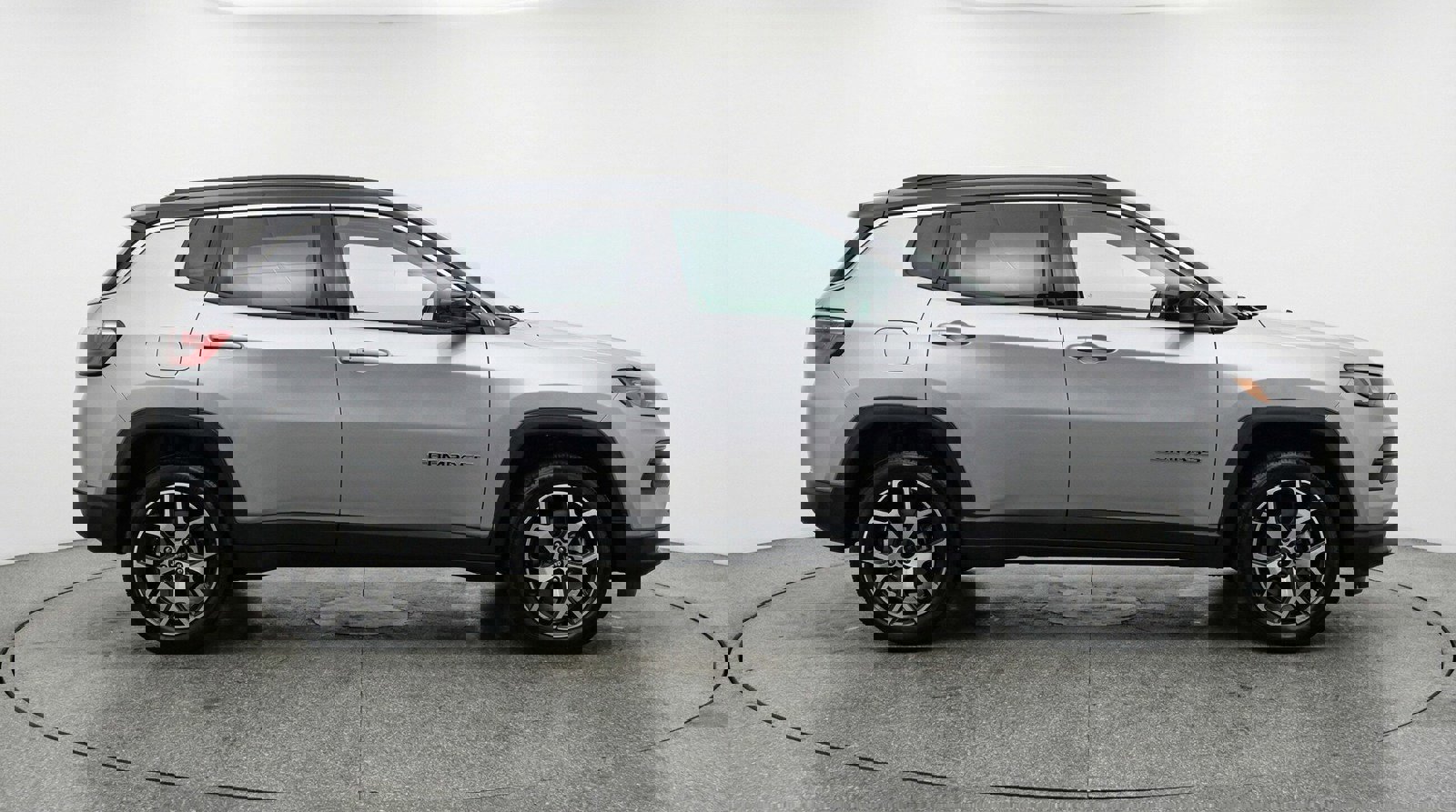 Used 2025 Jeep Compass Limited image 8