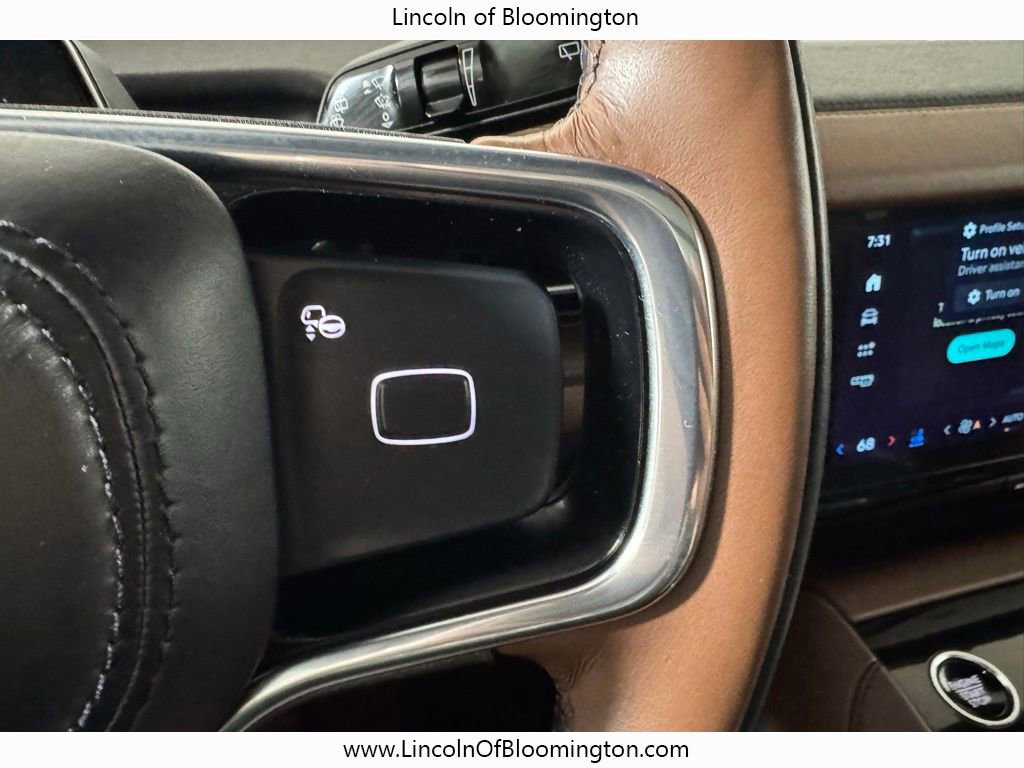 Certified 2025 Lincoln Navigator Reserve AWD/4WD image 47