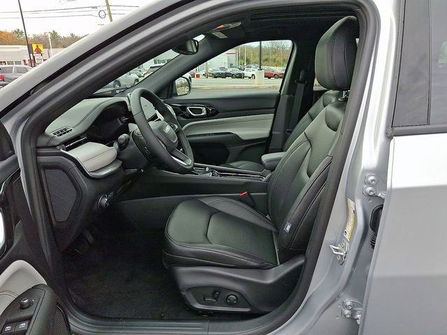 New 2026 Jeep Compass Limited w/ Sun, Sound & Navigation Group image 15