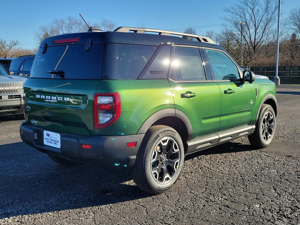 New 2025 Ford Bronco Sport Outer Banks image 4