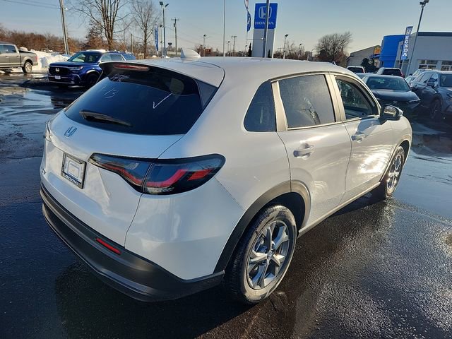 New 2026 Honda HR-V LX image 5