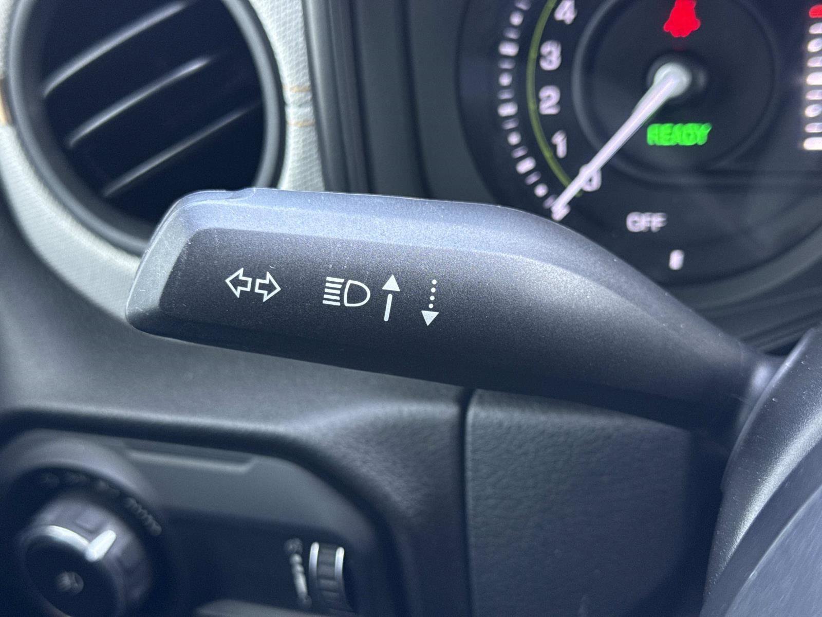 Used 2024 Jeep Wrangler Unlimited image 9