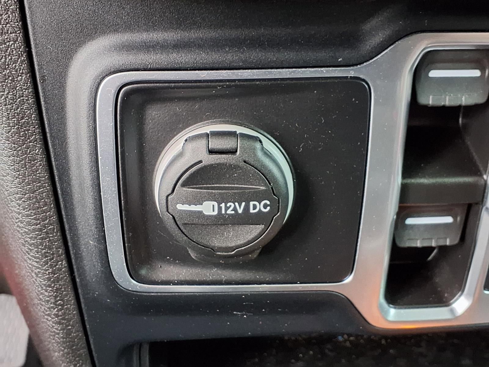Used 2024 Jeep Gladiator Sport AWD/4WD image 6