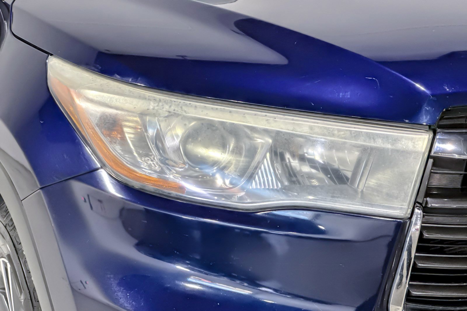 Used 2016 Toyota Highlander XLE AWD/4WD image 10