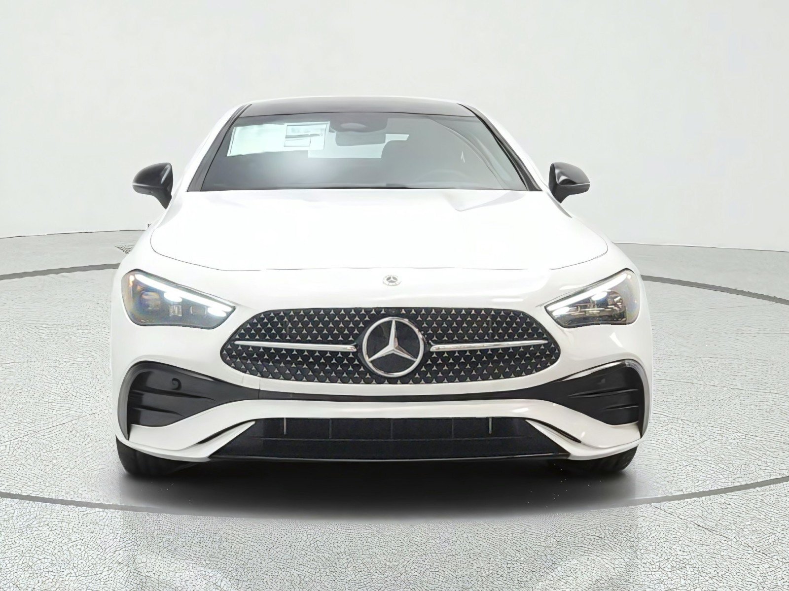 New 2027 Mercedes-Benz CLE 450 4MATIC Coupe image 2