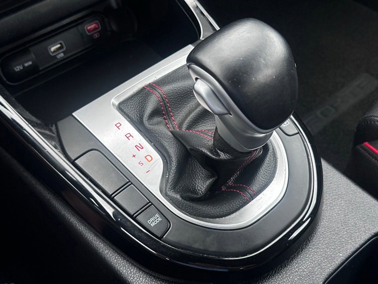 Used 2022 Kia Forte GT w/ GT Technology Package FWD image 36