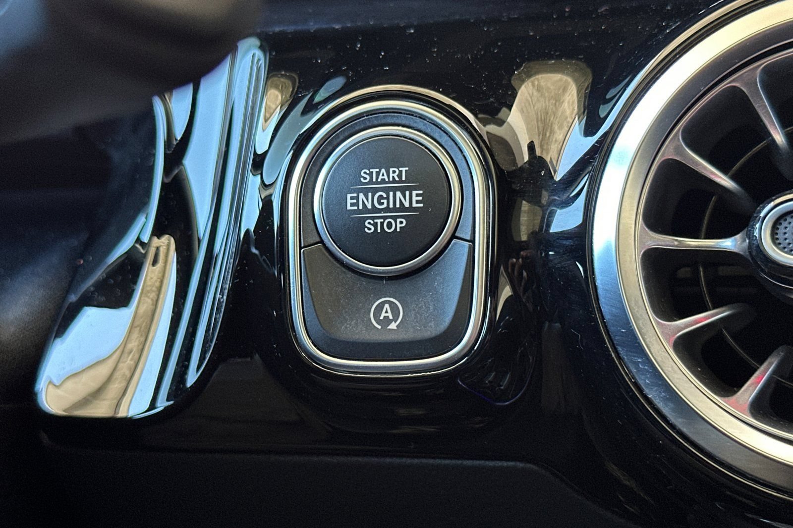 Certified 2023 Mercedes-Benz GLA 250 image 28