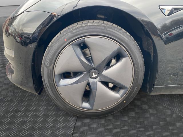 Used 2018 Tesla Model 3 Long Range image 29