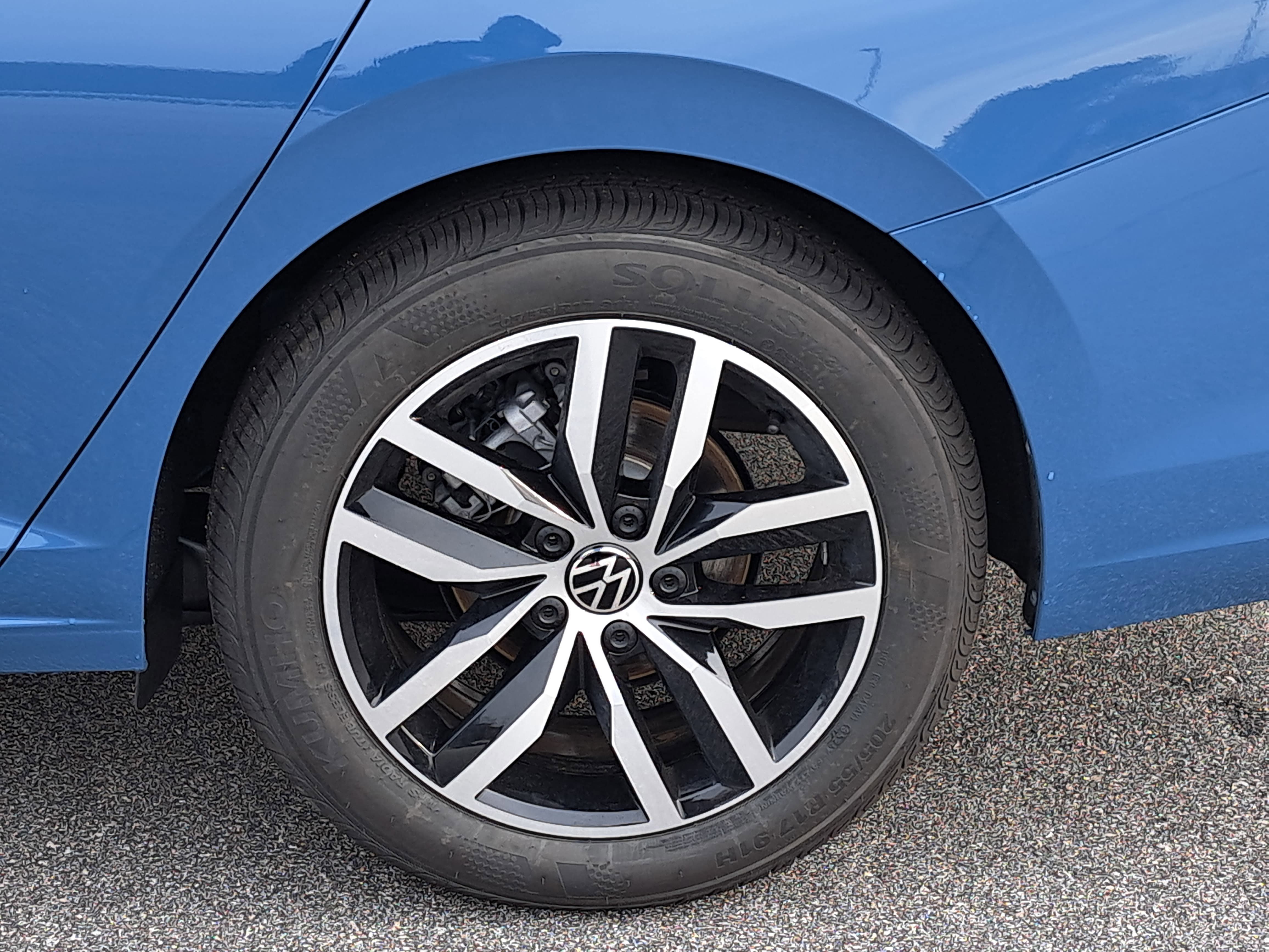 New 2026 Volkswagen Jetta SE FWD image 30