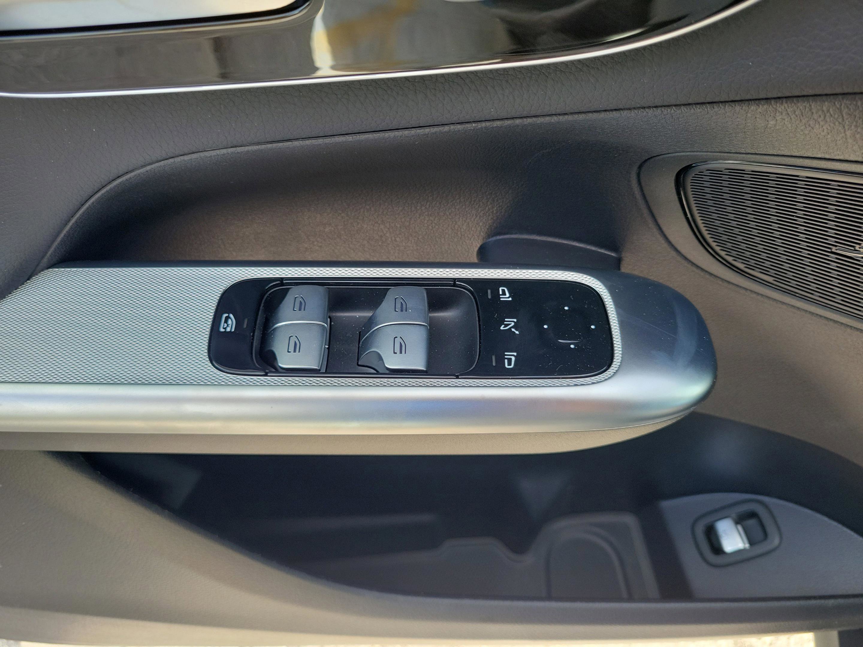 Certified 2026 Mercedes-Benz GLC 300 4MATIC image 18