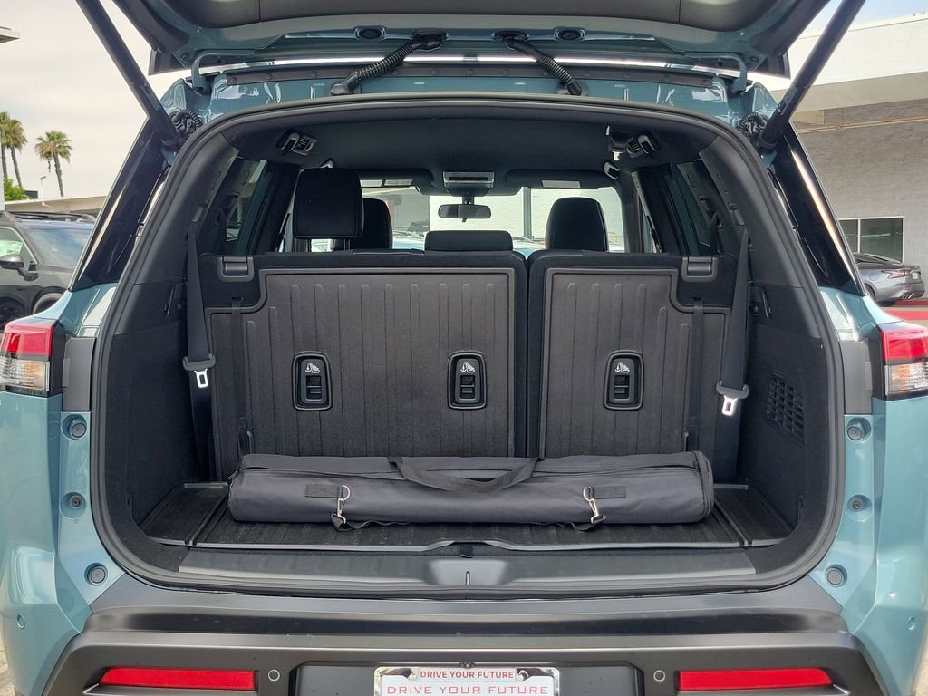 New 2026 Nissan Pathfinder Rock Creek AWD/4WD image 16