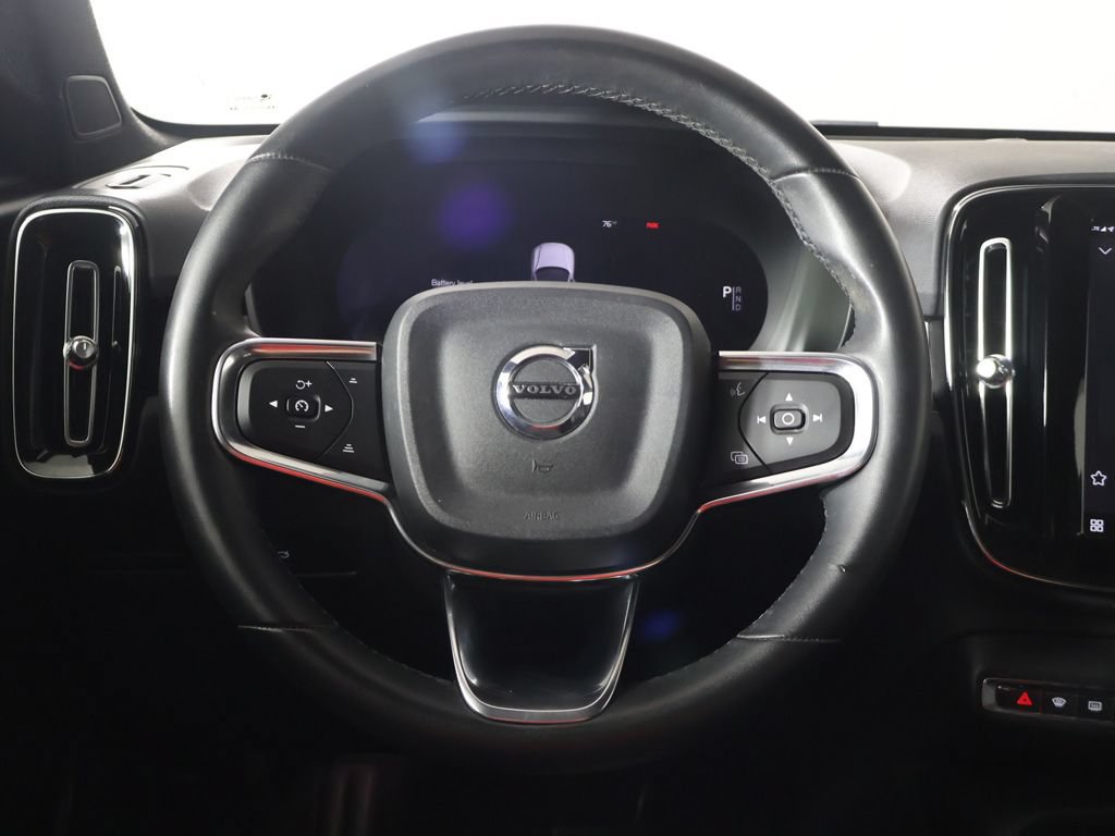 Used 2023 Volvo C40 Recharge Core AWD/4WD image 37