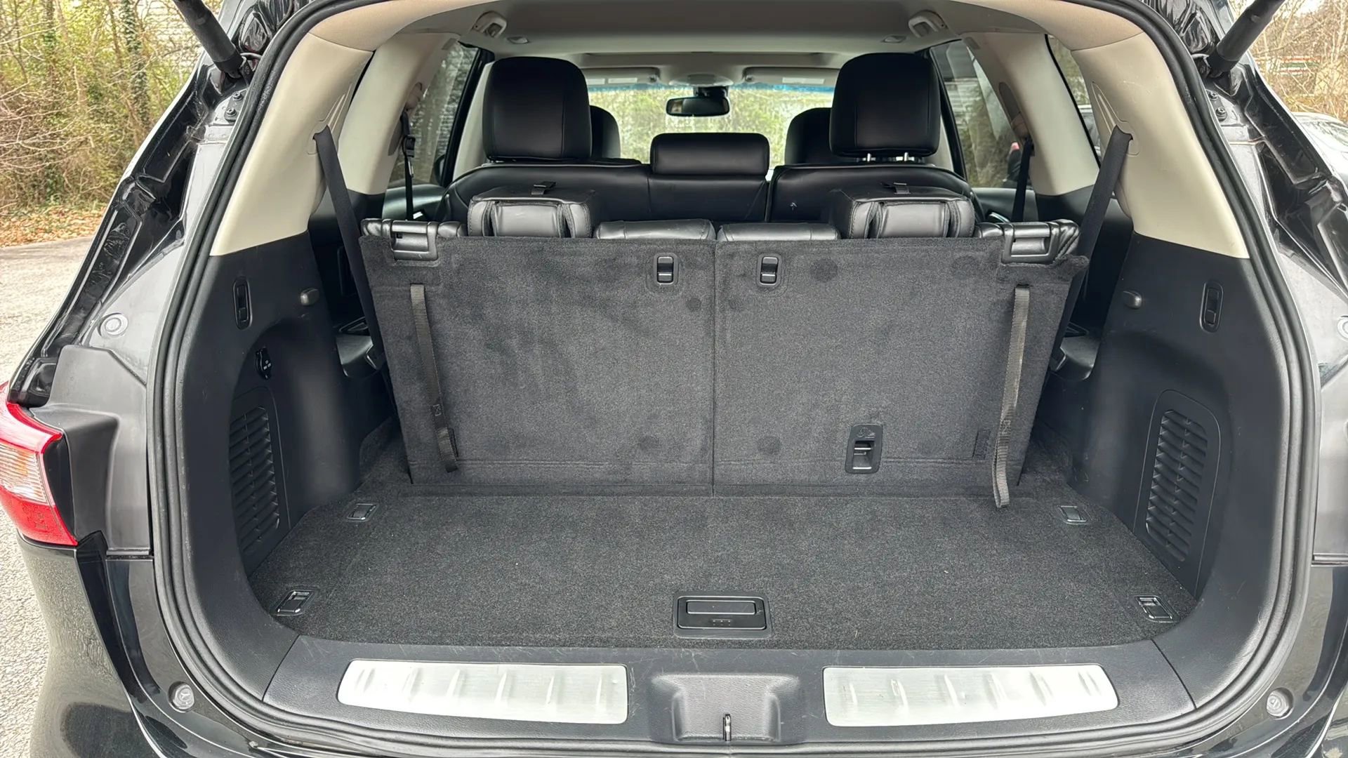 Used 2015 INFINITI QX60 AWD w/ Premium Plus Package image 14