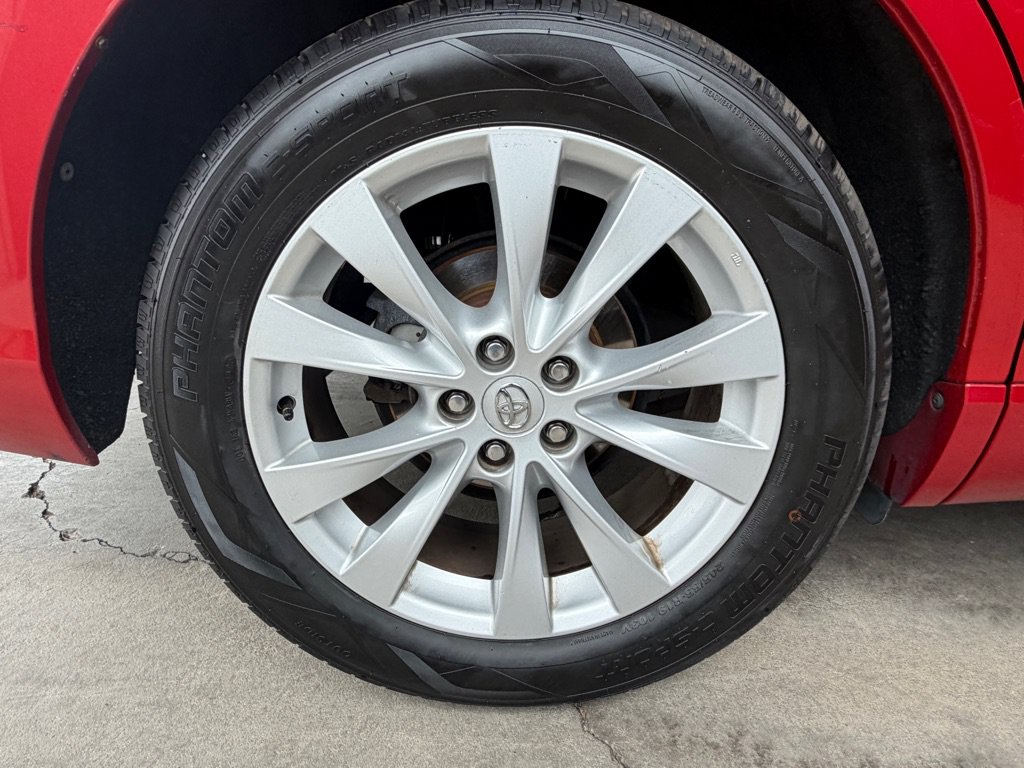 Used 2013 Toyota Venza XLE w/ XLE Premium Pkg FWD image 56