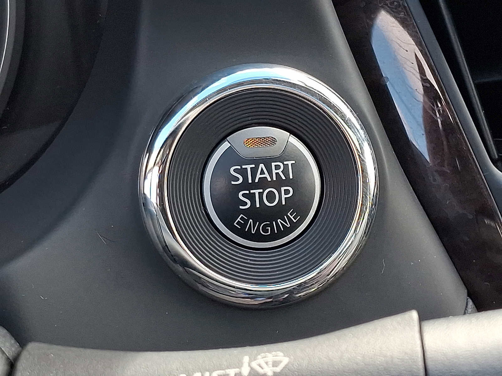 Used 2019 INFINITI Q50 Luxe w/ Essential Package (3.0T Luxe) image 23