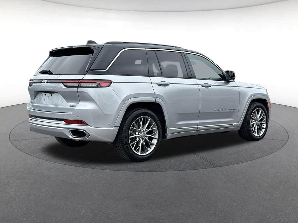 Certified 2025 Jeep Grand Cherokee Summit AWD/4WD image 6