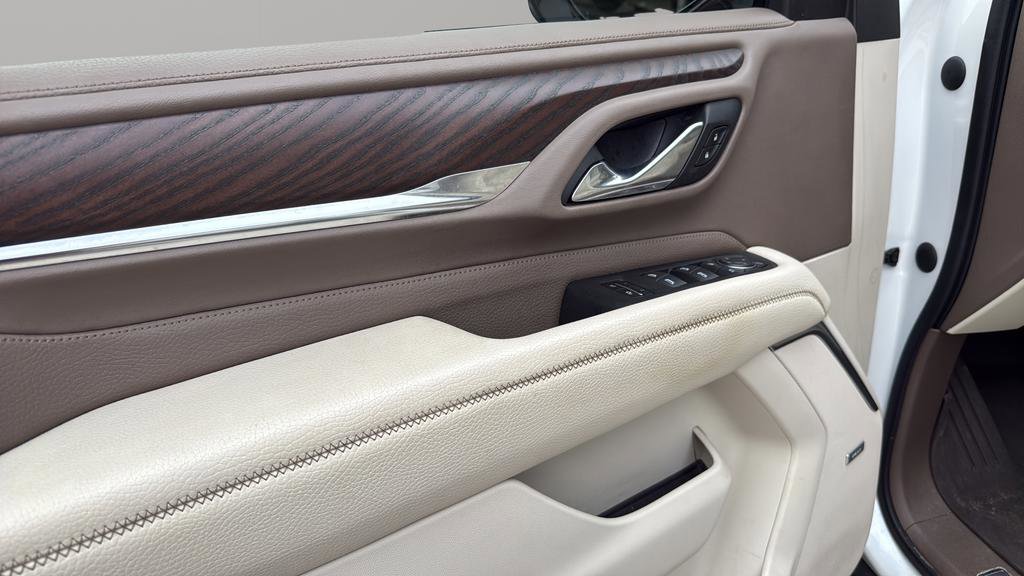 Used 2021 GMC Yukon XL Denali w/ Advanced Technology Package image 7