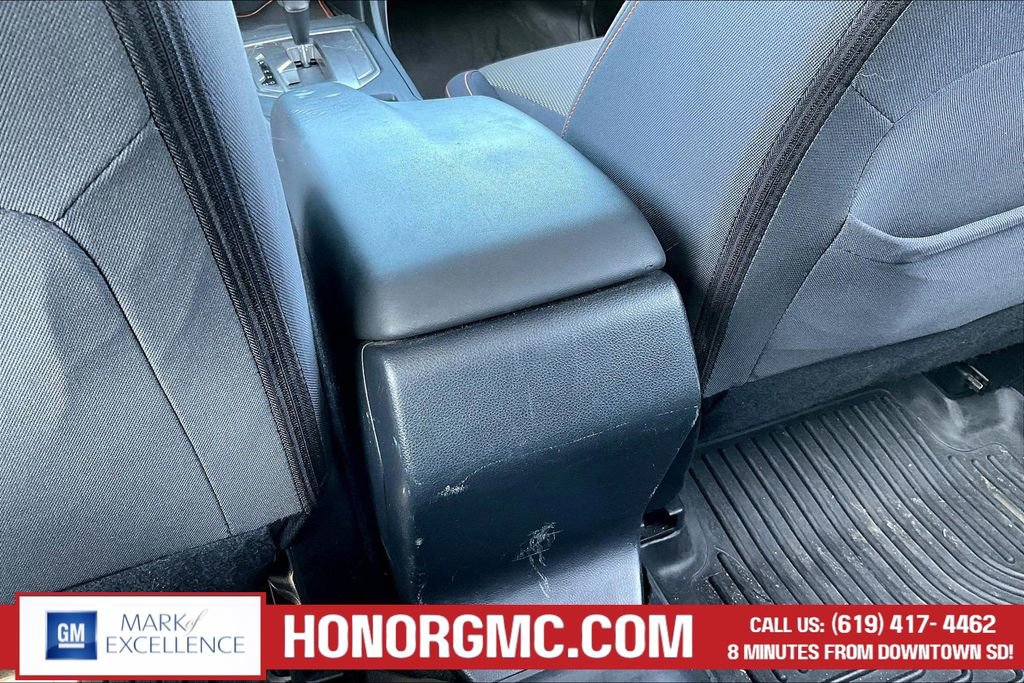 Used 2019 Subaru Crosstrek 2.0i Premium image 10