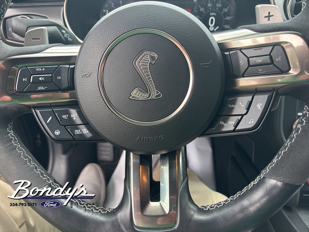 Used 2021 Ford Mustang Shelby GT500 w/ Technology Package RWD image 5