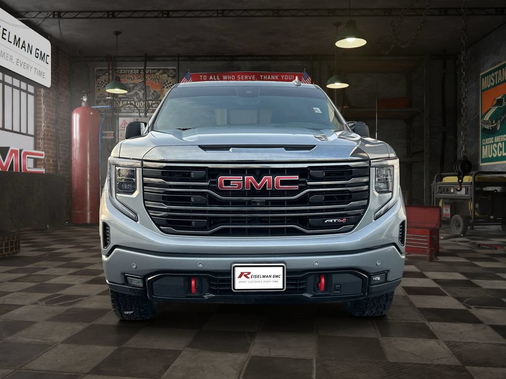 Certified 2023 GMC Sierra 1500 AT4 w/ AT4 Premium Package AWD/4WD image 2