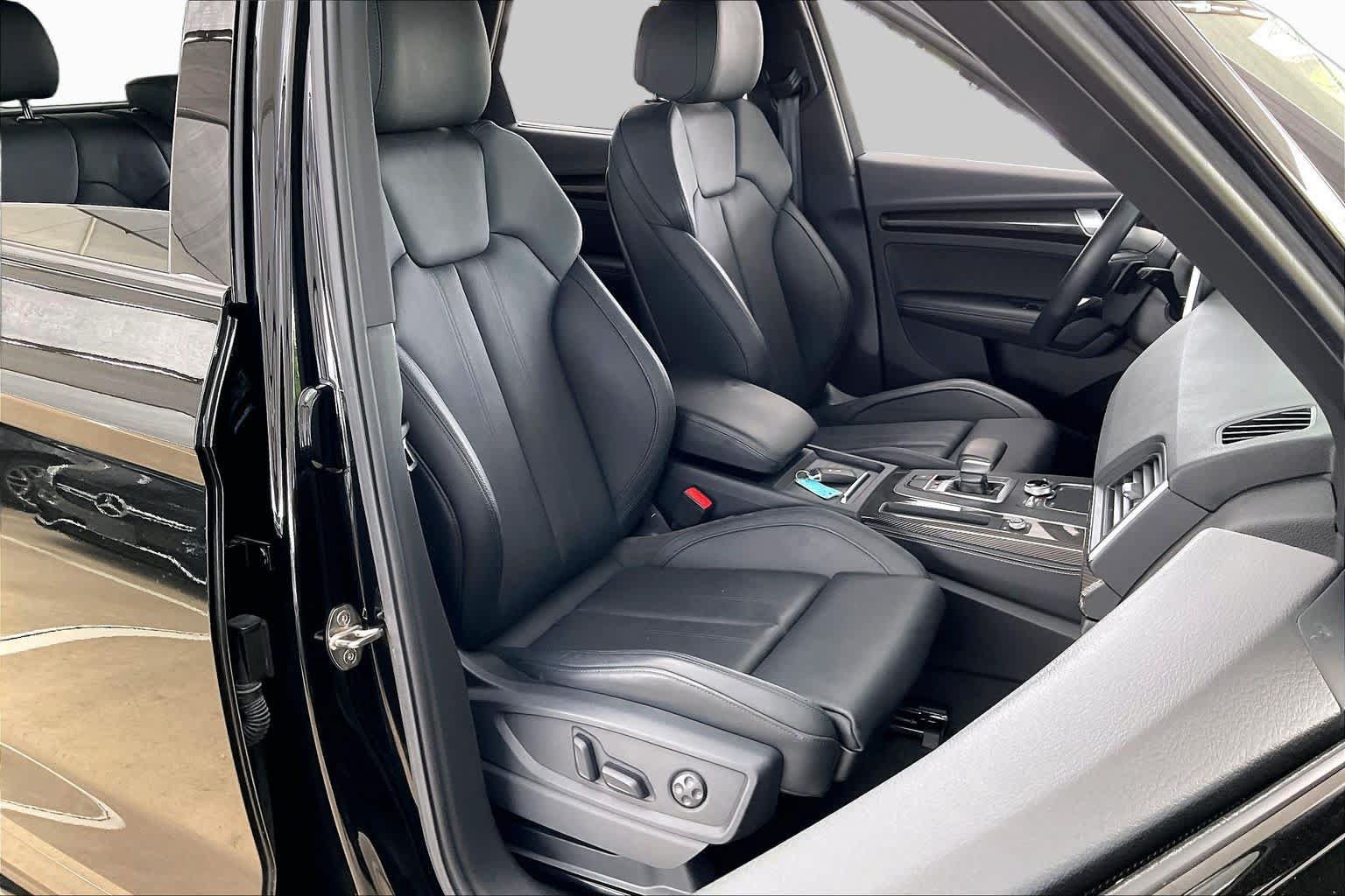 Used 2019 Audi SQ5 Prestige AWD/4WD image 10