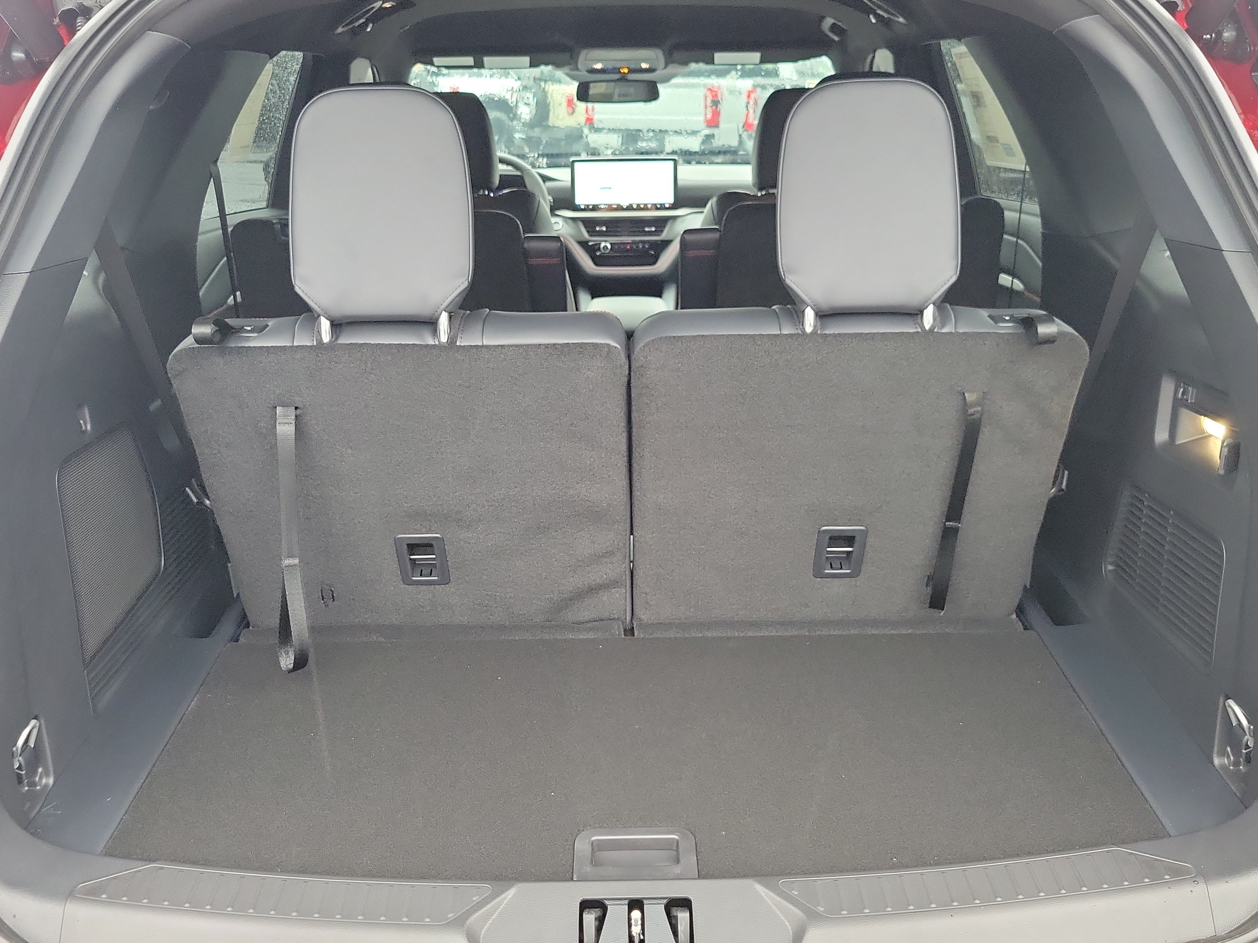 New 2027 Ford Explorer ST-Line w/ Premium Package RWD image 8