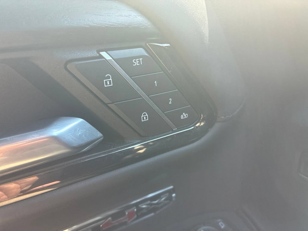 Used 2025 GMC Sierra 1500 AT4X AWD/4WD image 11